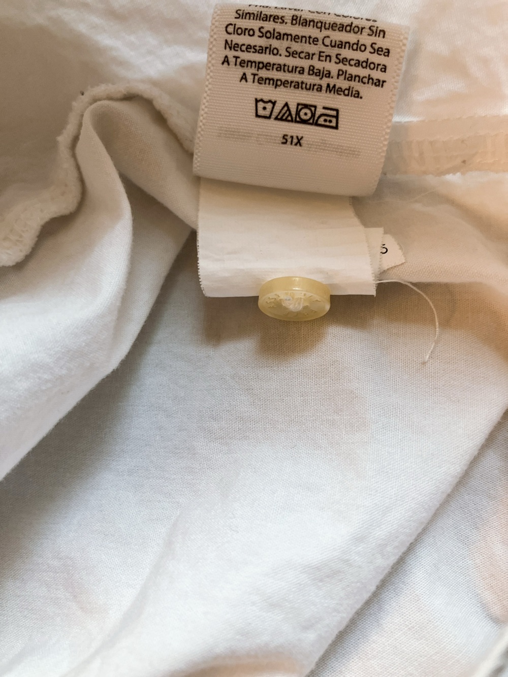 Free Assembly Oversized White Poplin Button Down Longsleeve Crop Shirt Relaxed - Picture 7 of 9